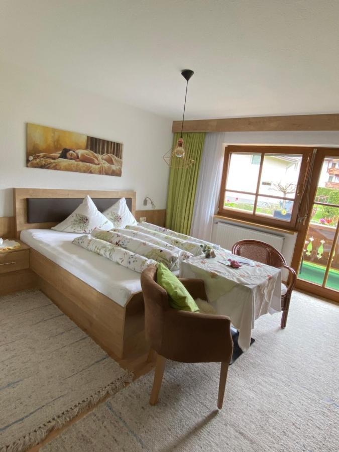 Gaestehaus Waltraud Längenfeld Kültér fotó